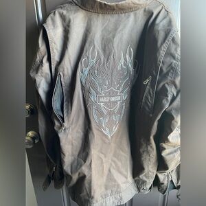 listing-status-banner